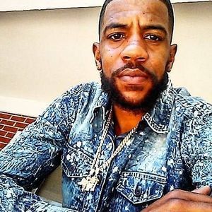 Meet your Posher, Emanuel